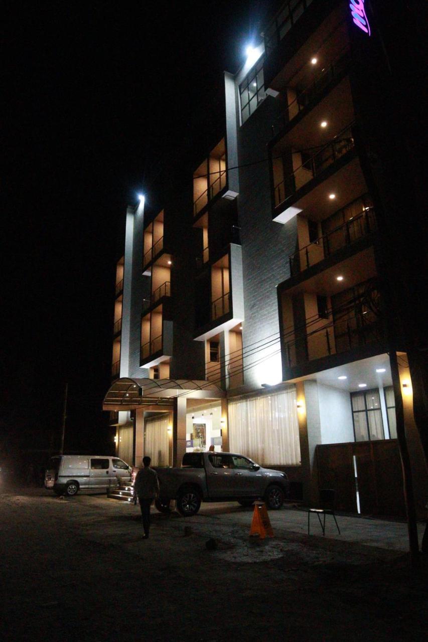 Marcen Addis Hotel Exterior photo